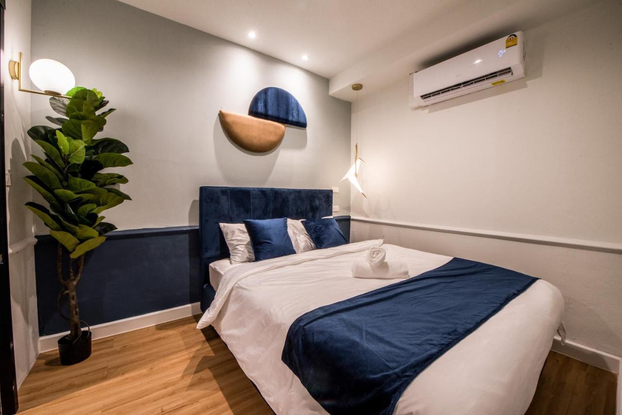 Theme Boutique Hotel Bangkok Makkasan Exteriör bild
